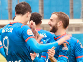 Goleada de líder del CD Móstoles URJC para soñar con el ascenso directo Goleada de líder del CD Móstoles URJC para soñar con el ascenso directo