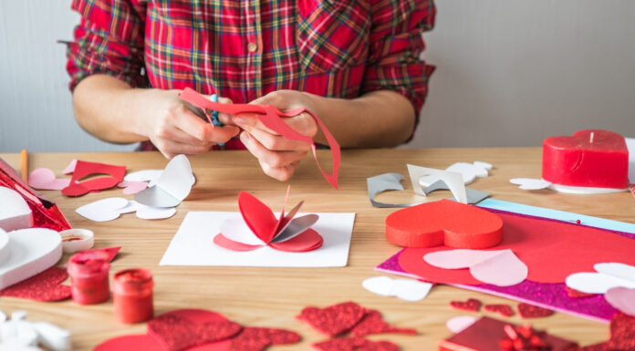 Gana 50 euros por comprar en Móstoles: así funciona el gran sorteo de San Valentín para los vecinos Gana 50 euros por comprar en Móstoles: así funciona el gran sorteo de San Valentín para los vecinos