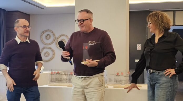 Último evento de la Asociación Sinergias en Móstoles para despedir la organización Último evento de la Asociación Sinergias en Móstoles para despedir la organización