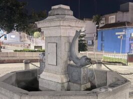 AHIMOS denuncia un atentado contra el patrimonio histórico de Móstoles en la Fuente de los Peces