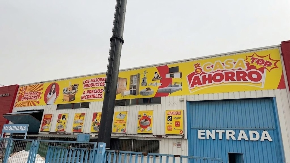 Abre en Móstoles la nueva tienda de chollos de Amazon y AliExpress: aspiradoras a 9 € y sillas de escritorio por 40 €