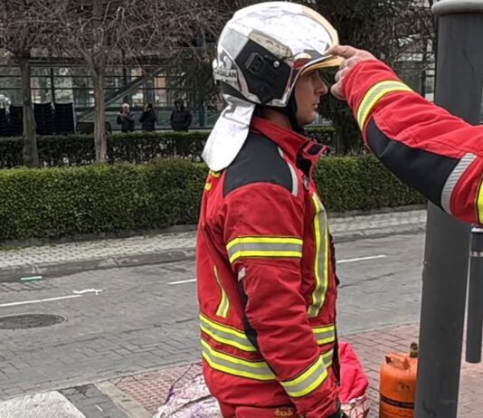 Un feriante de Móstoles sufre quemaduras graves tras deflagración procedente de una botella de propano