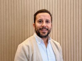 Luis Fernando Roldán, director del Colegio Villaeuropa: «Llevamos cuarenta años educando en valores, innovación y cercanía con las familias». Luis Fernando Roldán, director del Colegio Villaeuropa: «Llevamos cuarenta años educando en valores, innovación y cercanía con las familias».