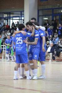 El FS Móstoles se reengancha al ascenso y el CD Móstoles URJC se lo complica