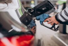 Una gasolinera de Móstoles tiene el diésel más barato de toda la zona sur en la Comunidad de Madrid Una gasolinera de Móstoles tiene el diésel más barato de toda la zona sur en la Comunidad de Madrid