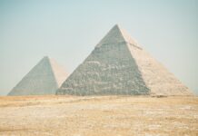 ¿Quién anda ahí? Móstoles. Las pirámides