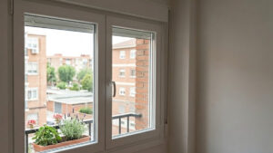 Hasta 3.000 euros por cambiar las ventanas: la ayuda económica que pueden aprovechar los vecinos de Móstoles