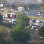 El incendio de un vehículo en la M-50 provoca retenciones de tráfico a la altura de Móstoles