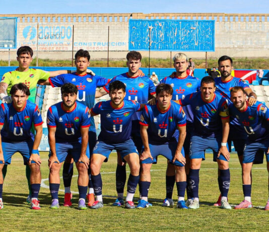 El CD Móstoles URJC pierde en el descuento y su ascenso a Segunda RFEF corre serio peligro