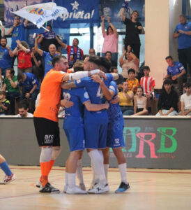 El CD Móstoles URJC se aleja del ascenso y el FS Móstoles sigue soñando con los playoffs