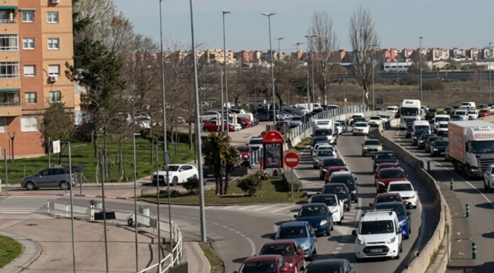 Contra el colapso de la M-506: vecinos de Móstoles y Fuenlabrada se unen y anuncian una recogida de firmas
