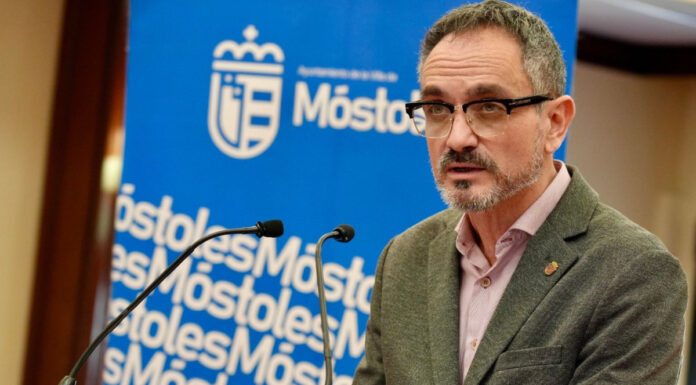 El alcalde de Móstoles se querellará contra el delegado del Gobierno por vulneración de su honor