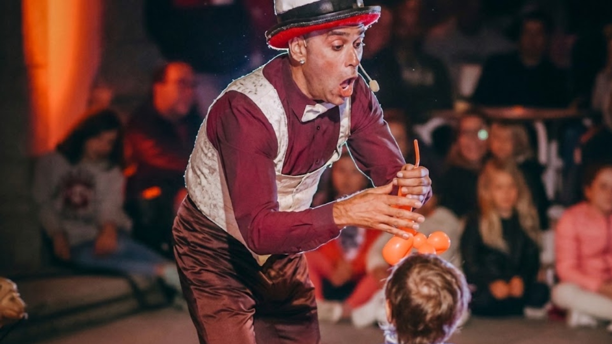 Espectáculo de circo y teatro completamente gratis en abril: Javi Javichy aterriza en Móstoles Espectáculo de circo y teatro completamente gratis en abril: Javi Javichy aterriza en Móstoles