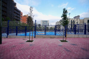 Cambios en el PAU-4: Móstoles estrena pista deportiva y renueva la iluminación del monumento a la libertad