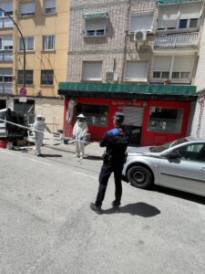 Detectan un enjambre de abejas en plena vía pública de Móstoles: ya ha sido retirado