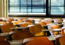 Una profesora de Móstoles es finalista de los premios nacionales Docentes Referentes Una profesora de Móstoles es finalista de los premios nacionales Docentes Referentes