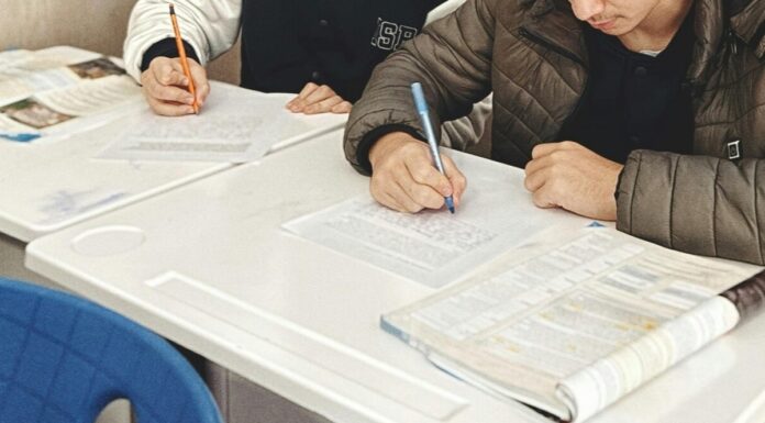 Nuevo plazo para solicitar las becas de Bachillerato en Móstoles