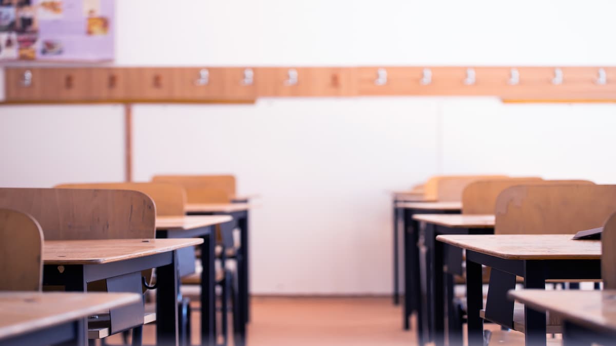 Los sindicatos de profesores convocan una huelga indefinida en septiembre: afectará a los colegios de Móstoles