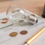 Los vecinos de Móstoles pagarán entre 8 y 10 euros más en su factura de la luz: el IVA vuelve al 21%