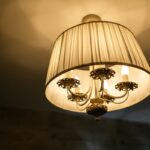Los vecinos de Móstoles pagarán entre 8 y 10 euros más en su factura de la luz: el IVA vuelve al 21%