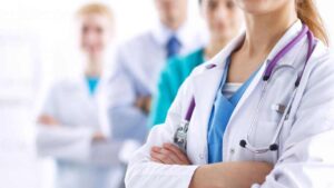 Huelga de médicos en Madrid: convocada una concentración en el Hospital de Móstoles