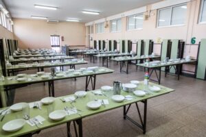 Las familias de Móstoles ya pueden solicitar las ayudas de comedor escolar para el curso 2026/27