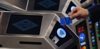 Los vecinos de Móstoles podrán pagar con tarjeta en los tornos del Metro desde el 1 de junio Los vecinos de Móstoles podrán pagar con tarjeta en los tornos del Metro desde el 1 de junio