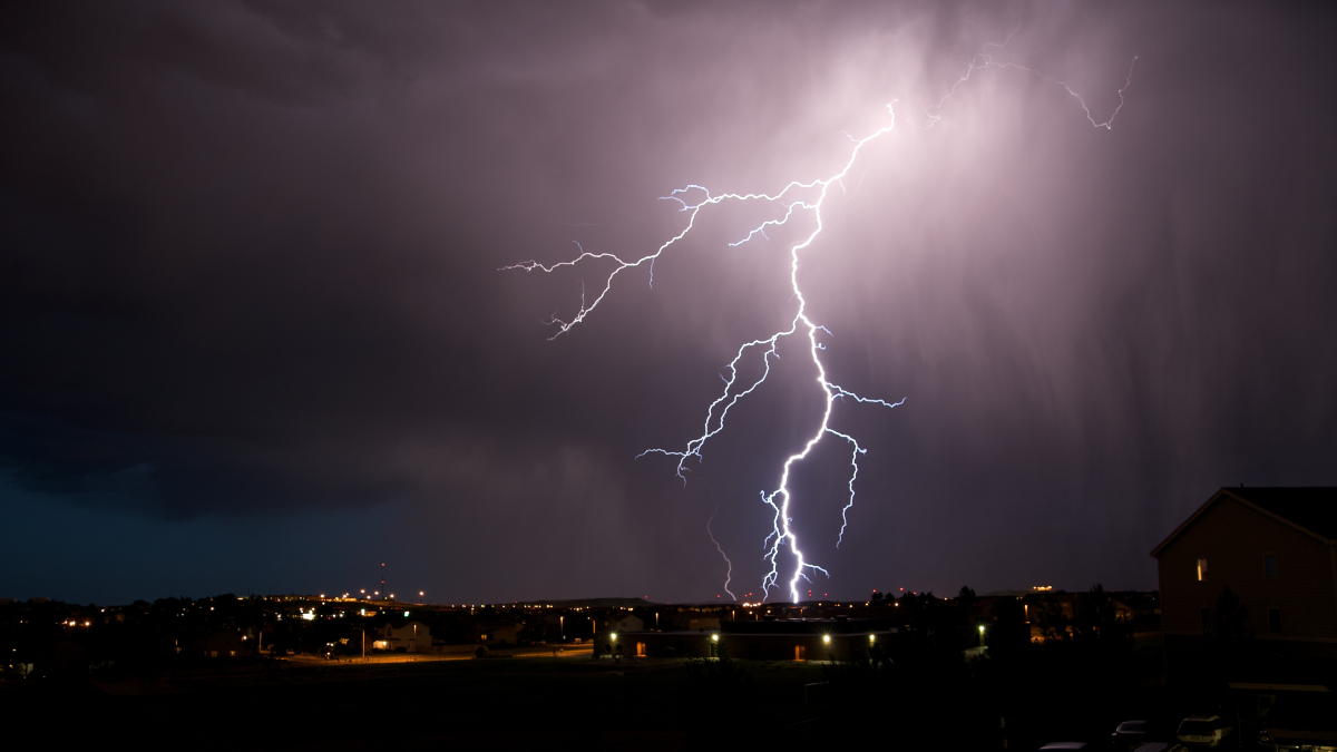 Móstoles se prepara para un jueves de tormentas y fuertes lluvias: la AEMET activa la alerta amarilla