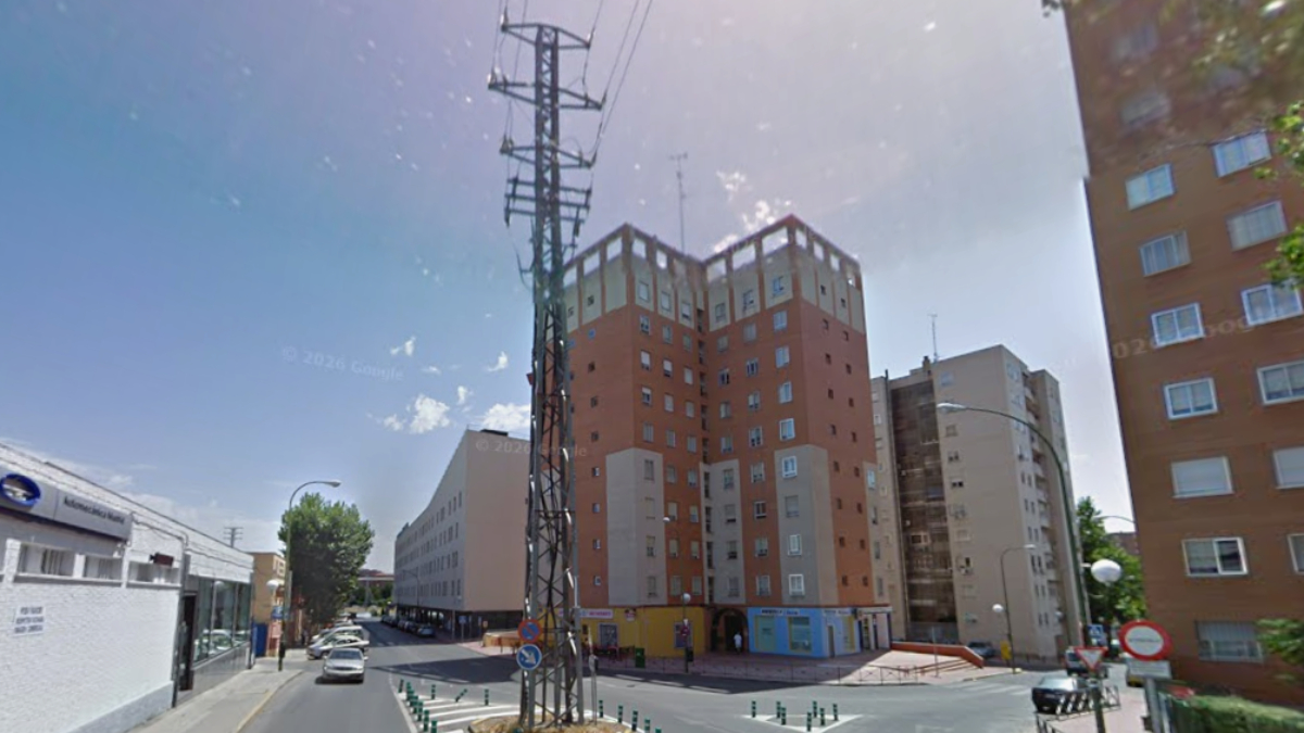 Móstoles retirará la torre de media tensión de Avenida Olímpica: adjudicadas las obras de soterramiento