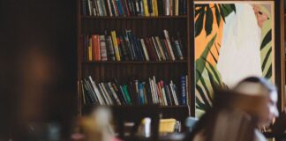 ¿Quién anda ahí? Móstoles. La biblioteca