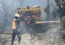 Un incendio en Villaviciosa de Odón pone en alerta a los vecinos de Móstoles: el Ayuntamiento pide extremar la precaución Un incendio en Villaviciosa de Odón pone en alerta a los vecinos de Móstoles: el Ayuntamiento pide extremar la precaución