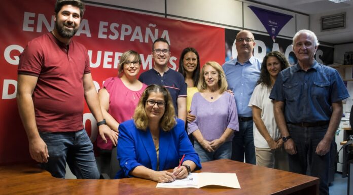 Noelia Posse y seis dirigentes más del PSOE de Móstoles dimiten de la ejecutiva del partido