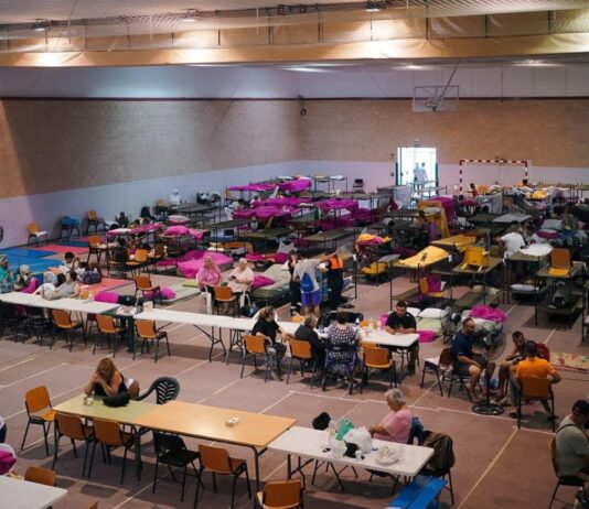 Móstoles con los evacuados, agenda cultural y vacaciones en el podcast de mostoleshoy Evacuados en Móstoles