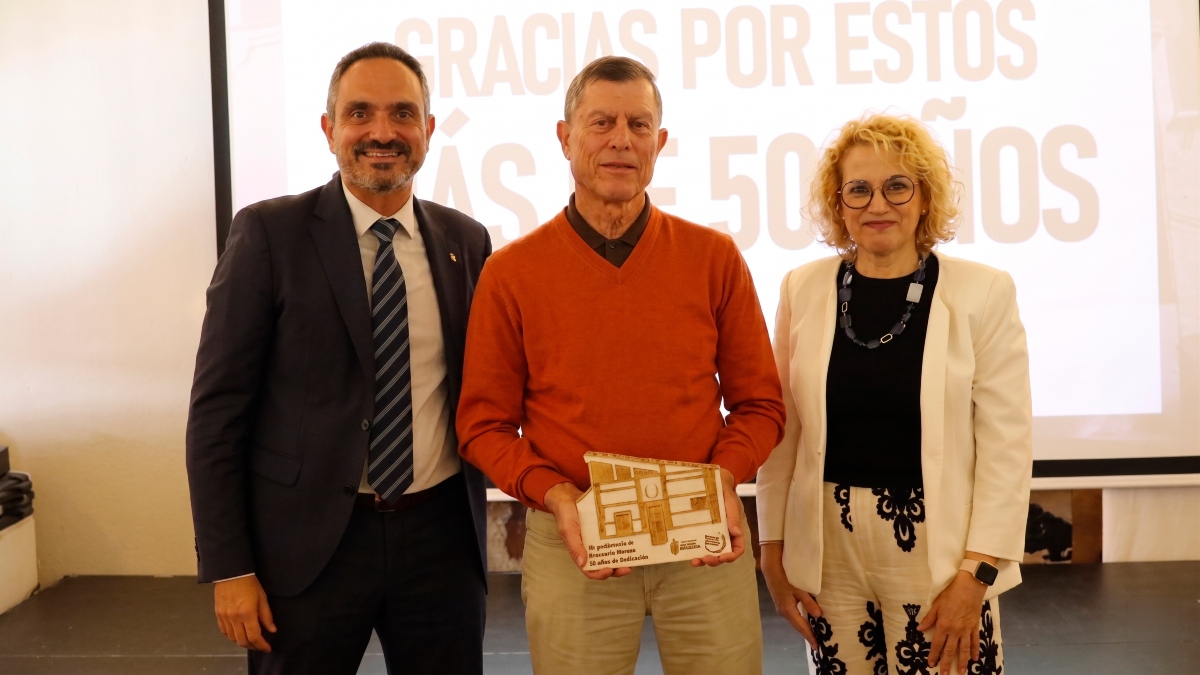 José Fernando Moreno, dueño de la Mercería y Droguería David: «Teníamos la licencia comercial número 4 de Móstoles» José Fernando Moreno, dueño de la Mercería y Droguería David: «Teníamos la licencia comercial número 4 de Móstoles»