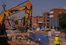 Contratiempo para el tráfico hacia Móstoles: corte del enlace entre la A-5 y la M-30 desde este lunes Contratiempo para el tráfico hacia Móstoles: corte total en la A-5 en su enlace con la M-30