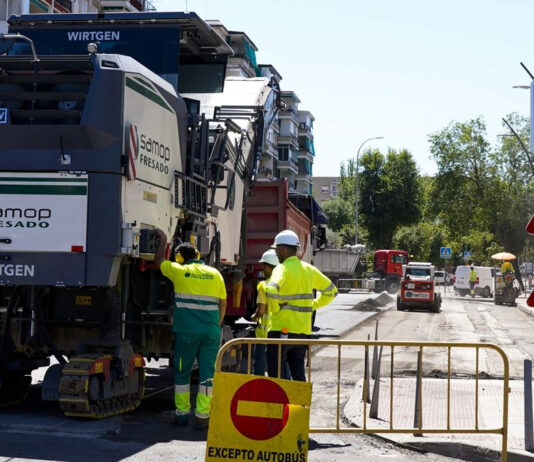 Móstoles libera 21 millones para asfaltar más calles, reparar parques y aumentar las becas escolares