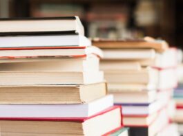 El PSOE de Móstoles critica el cierre de la Biblioteca Flash y el abandono de los espacios públicos El PSOE de Móstoles critica el cierre de la Biblioteca Flash y el abandono de los espacios públicos