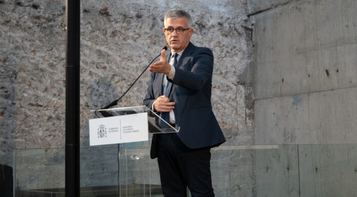 El exalcalde de Móstoles, David Lucas, recibe a título póstumo la Gran Cruz de la Orden del Mérito Civil