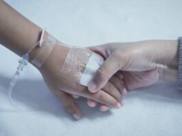 Móstoles aprueba la propuesta de VOX para ayudar a familias con niños con cáncer o enfermedades graves Móstoles aprueba la propuesta de VOX para ayudar a familias con niños con cáncer o enfermedades graves