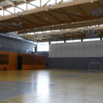 Móstoles habilita tres pabellones deportivos para alojar a los evacuados por los incendios en la región