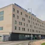 Móstoles contará con una parada de autobús frente a la residencia Las Camelias: afectará a la línea 526