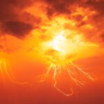 La AEMET activa la alerta naranja por calor y el aviso amarillo por tormentas en Móstoles