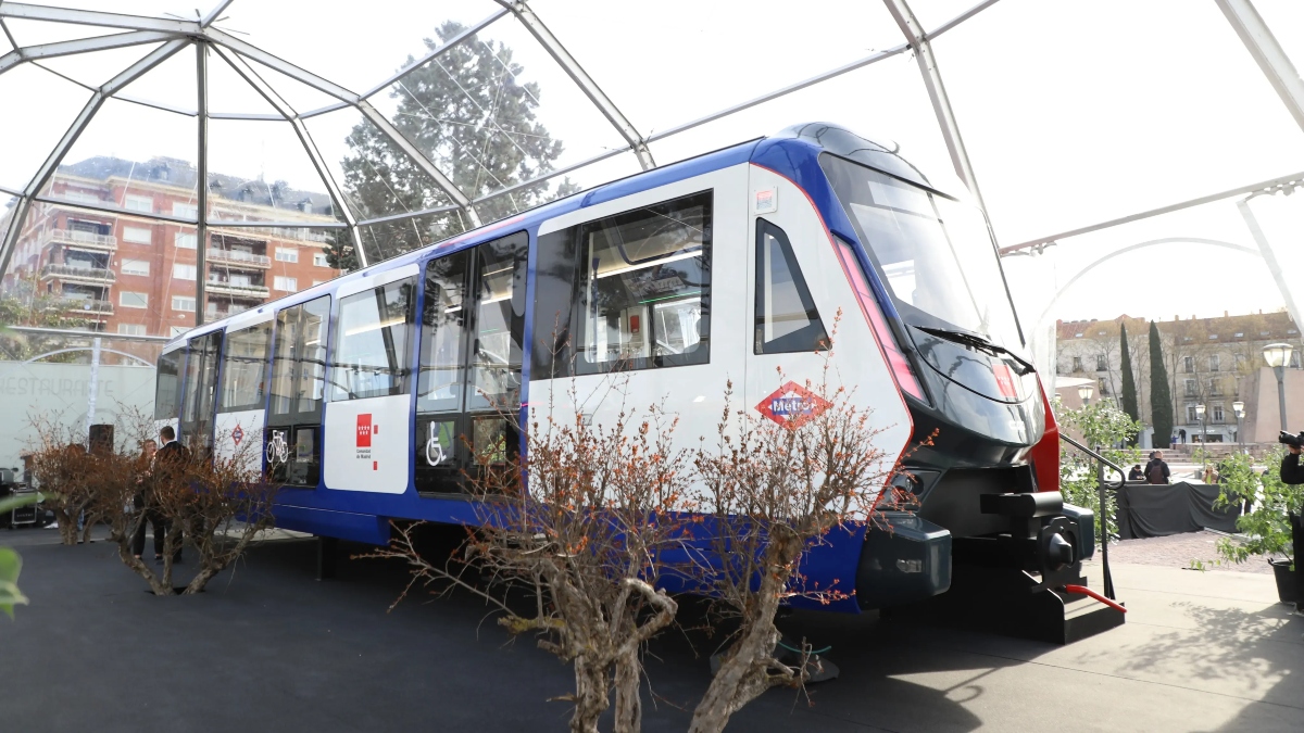 Los nuevos trenes sin conductor circularán por Móstoles en la Línea 12 de Metro este verano Los nuevos trenes sin conductor circularán por Móstoles en la Línea 12 de Metro este verano