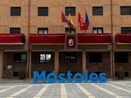 VOX carga contra el Ayuntamiento de Móstoles por las condiciones de trabajo de la Policía con suciedad y ratas