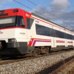 Un incendio en la C-5 corta la circulación de trenes durante una hora: así afectó a los vecinos de Móstoles