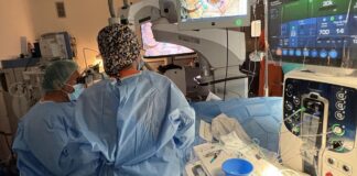 El Hospital de Móstoles estrena una de las plataformas más avanzadas del mundo en cirugía ocular El Hospital Universitario de Móstoles continúa innovando con los mayores avances en cirugía