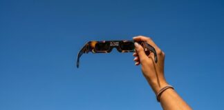 Alerta médica por el eclipse solar: el aviso del Hospital de Móstoles sobre el peligro para los ojos
