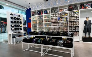 Friking reabre sus puertas en Xanadú: ropa y regalos únicos para los vecinos de Móstoles
