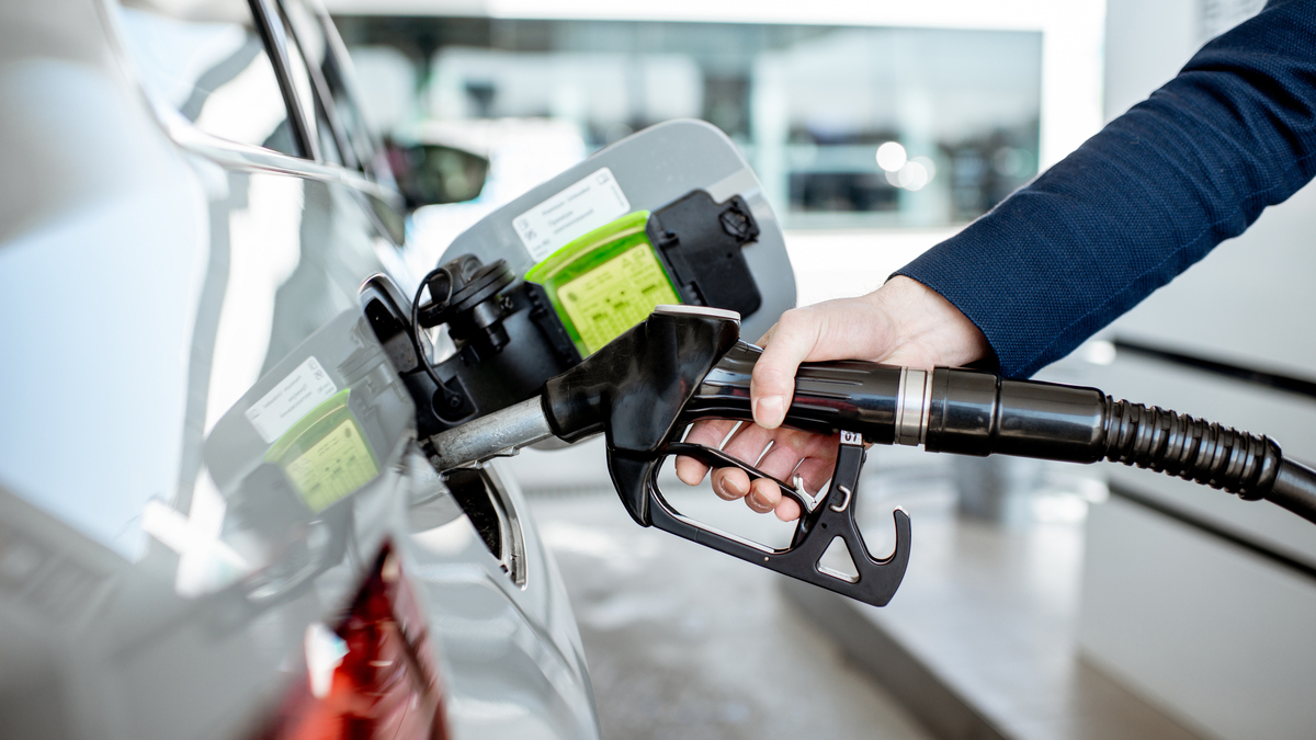 Móstoles tiene la gasolinera más barata de todo Madrid: cuenta con el precio más bajo de diésel y gasolina Móstoles tiene la gasolinera más barata de todo Madrid: cuenta con el precio más bajo de diésel y gasolina