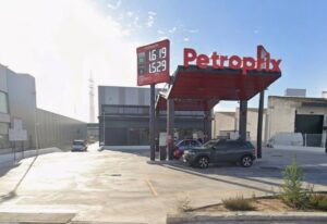 Las dos gasolineras más baratas de todo Madrid están en Móstoles: cuentan con el precio más bajo de diésel y gasolina